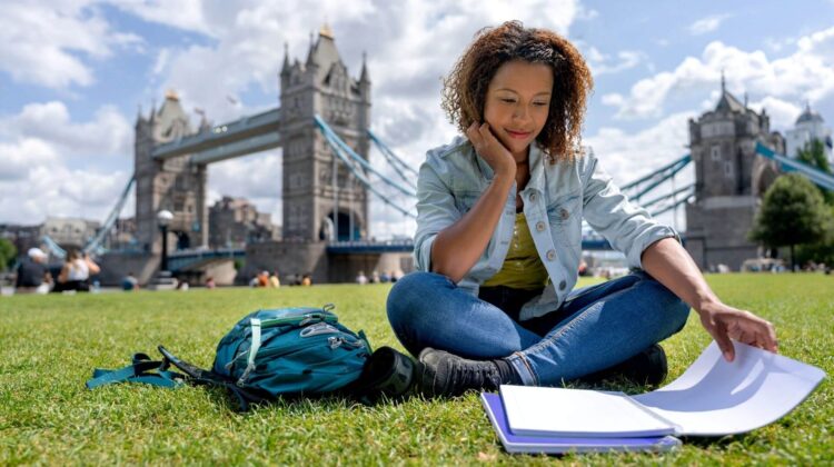 How Consultants Can Help You Overcome Challenges in Obtaining a UK Student Visa